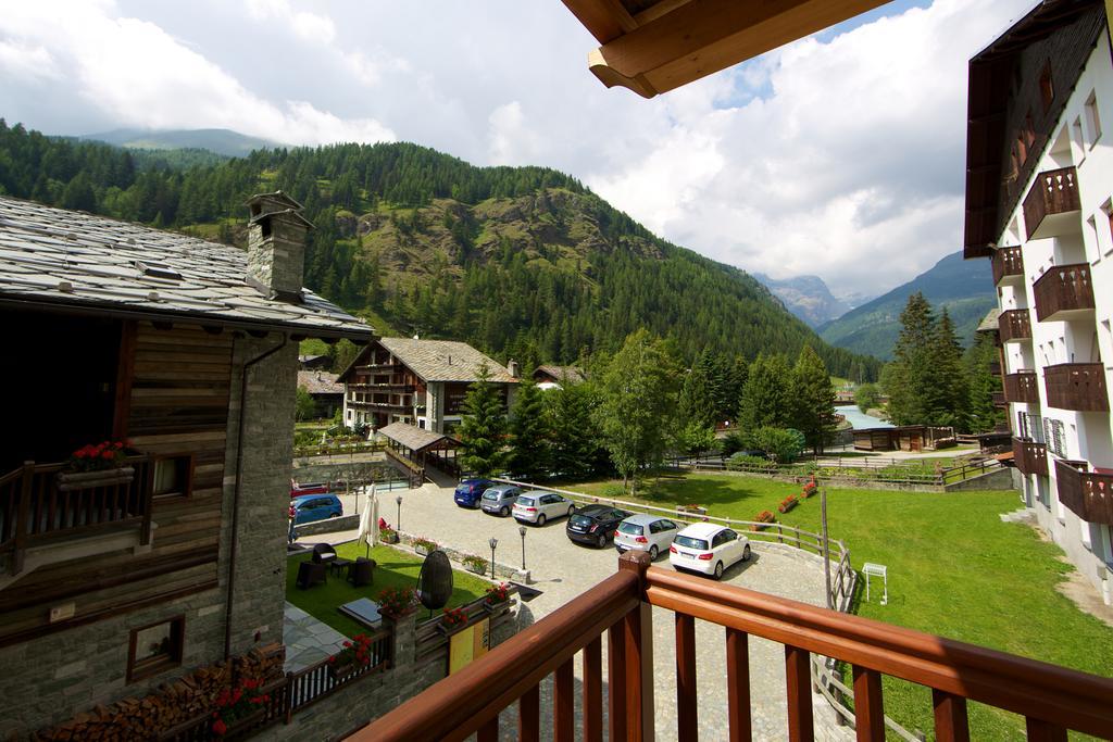 Hotel L' Aiglon Champoluc Rom bilde