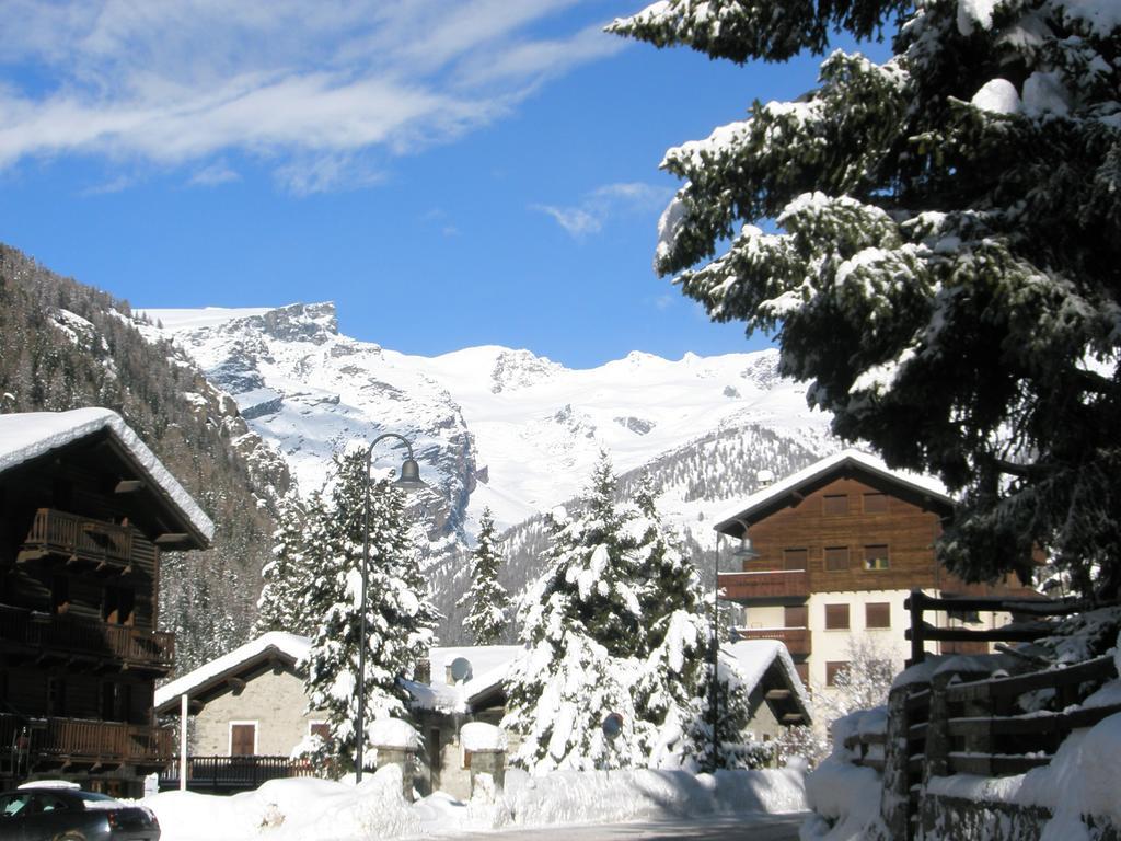 Hotel L' Aiglon Champoluc Eksteriør bilde